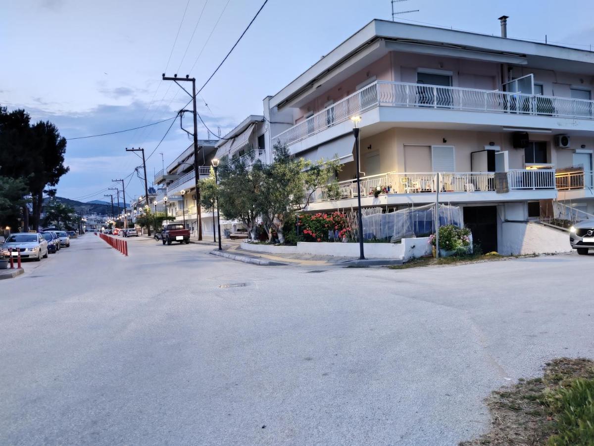 Eva Beach Studio Néa Péramos Exterior foto